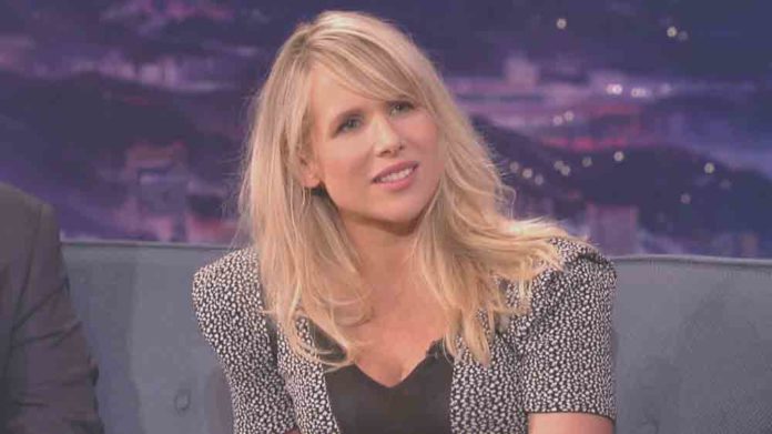 Lucy Punch pics 696x391