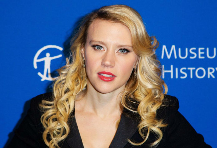 Kate McKinnon image 696x476