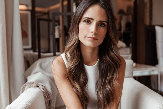 jordana brewster pics 696x464