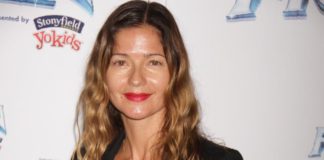 Jill Hennessy image