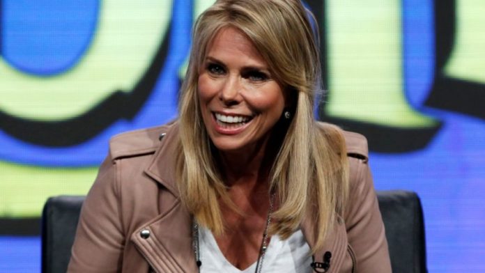 Cheryl Hines image 696x392