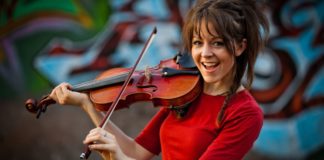 Lindsey Stirling pics