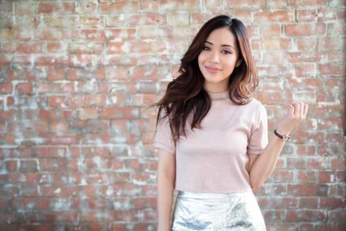 Michelle Phan pics 696x464