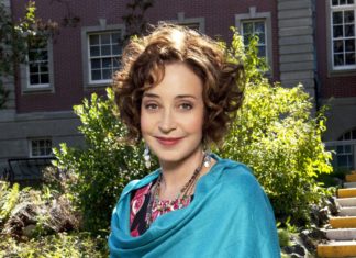 Annie Potts pics