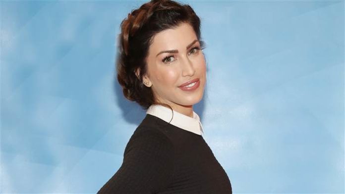 Stevie Ryan pics 696x392