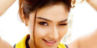 Aishwarya Devan Pics