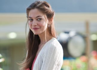 Analeigh Tipton Pics