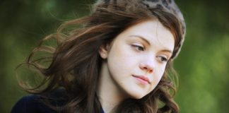 Georgie Henley Pics