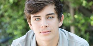 Hayes Grier Pics