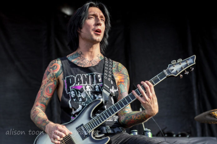 Jake Pitts Pics 696x464