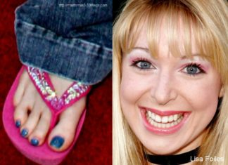 Lisa Foiles Feet