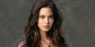 Odette Annable Pics