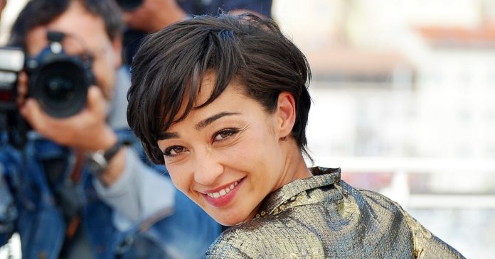 Ruth Negga Pics 696x365