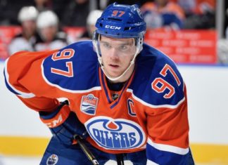 Connor McDavid Pics