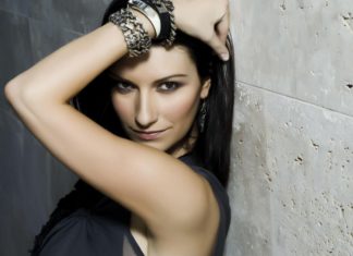 Laura Pausini Pics