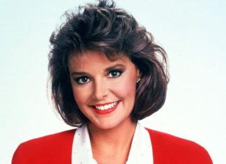 Amanda Bearse Pics