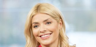 Holly Willoughby Pics