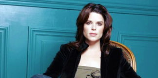 Neve Campbell Pics