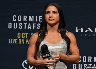 Tecia Torres Pics