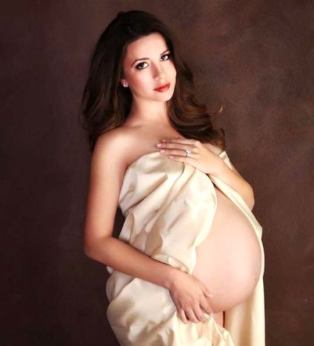 Masiela Lusha Pregnant Pics