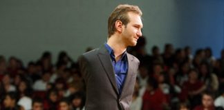 Nick Vujicic Pics