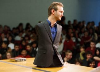 Nick Vujicic Pics