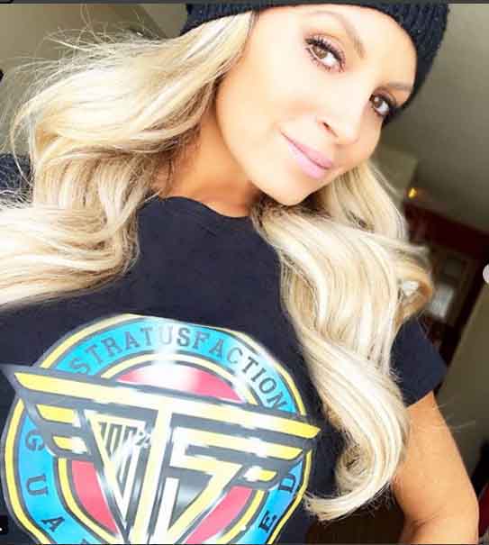 Trish Stratus Pics 1