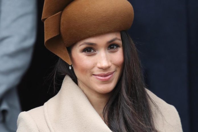 meghan markle Pics 696x464